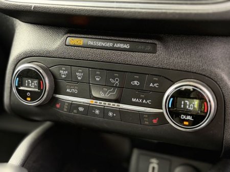 2019 Ford Focus - photo 16