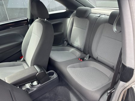 2013 Volkswagen Beetle - photo 11