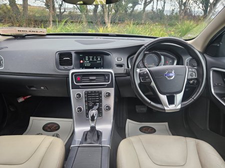 2017 Volvo V60 - photo 27