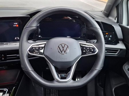 2023 Volkswagen Golf - photo 13