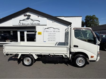 2015 Toyota Dyna - photo 2