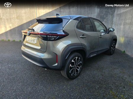 2024 Toyota Yaris Cross - photo 2