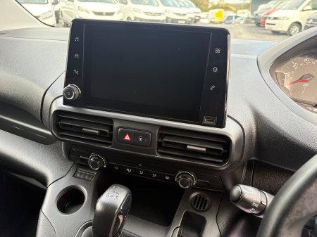 2021 Peugeot Partner - photo 13