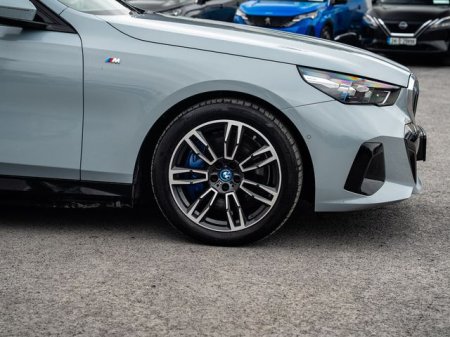 2024 BMW i5 - photo 6