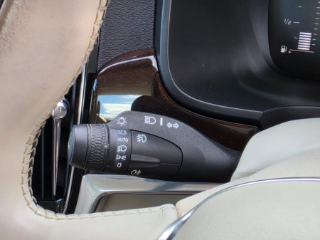 2017 Volvo S90 - photo 22