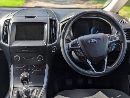 2017 Ford Galaxy - photo 7