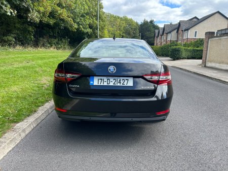 2017 Skoda Superb - photo 5