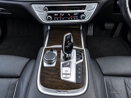 2017 BMW 7-Series - photo 13