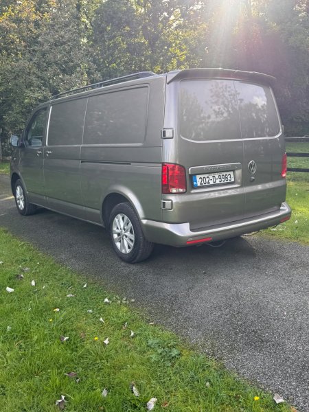 2020 Volkswagen Transporter - photo 6