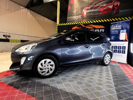 2016 Toyota Aqua - photo 3