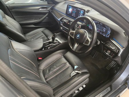 2023 BMW 5-Series - photo 20