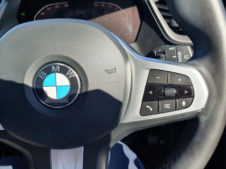 2024 BMW 1-Series - photo 18