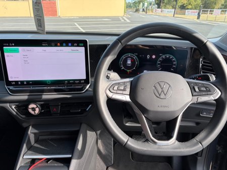 2025 Volkswagen Tiguan - photo 14