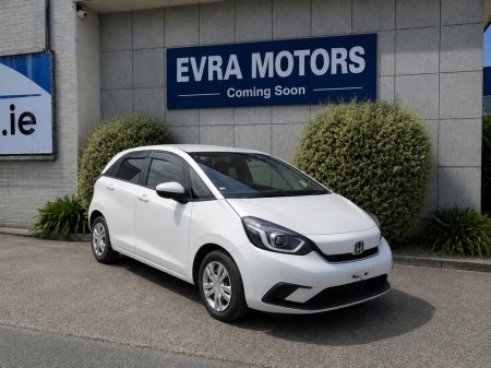 2020 Honda Fit E:HEV HOME AUTOMATIC HYBRID 1.5 PETROL //KEYLESS ENTRY//ADAPTIVE CRUISE CONTROL//REVERSE CAMERA//