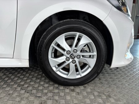 2023 Toyota Yaris - photo 11