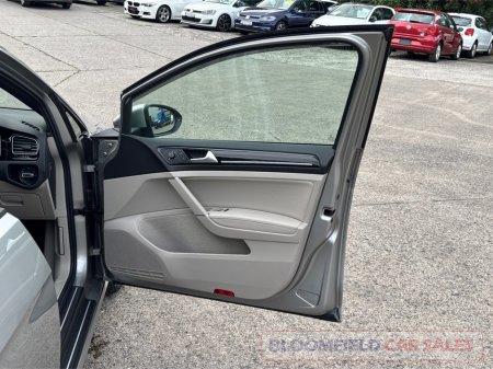 2019 Volkswagen Golf - photo 30