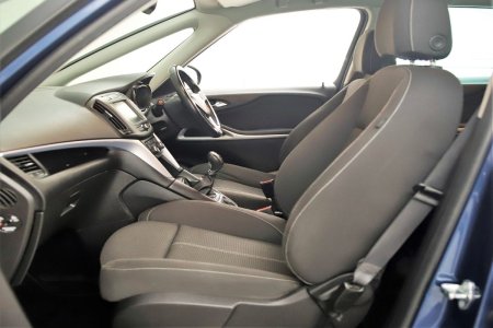 2017 Vauxhall Zafira - photo 15