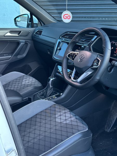 2020 Volkswagen Tiguan - photo 18