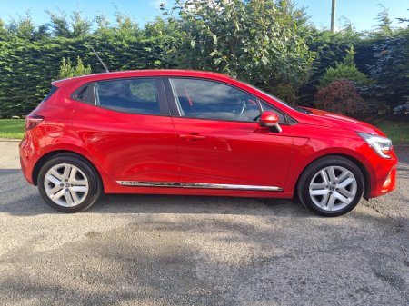 2020 Renault Clio - photo 3