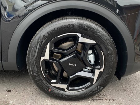 2025 Kia Sportage - photo 2