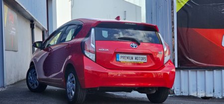 2015 Toyota Aqua - photo 3