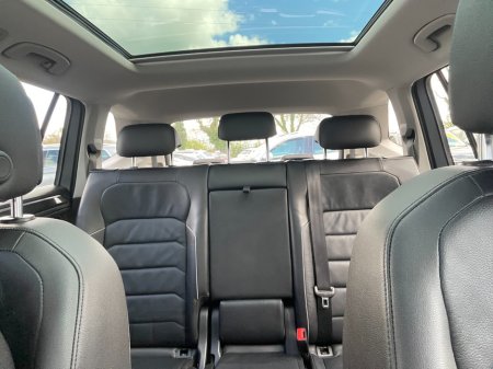 2020 Volkswagen Tiguan - photo 13