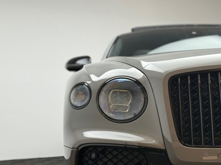 2023 Bentley Flying Spur - photo 10
