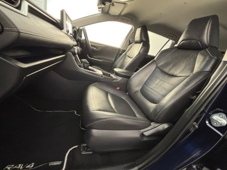 2019 Toyota RAV4 - photo 6