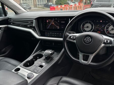 2019 Volkswagen Touareg - photo 15