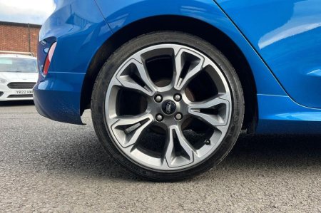 2020 Ford Fiesta - photo 8