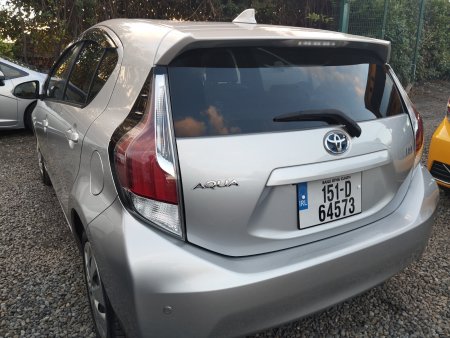 2015 Toyota Aqua - photo 6