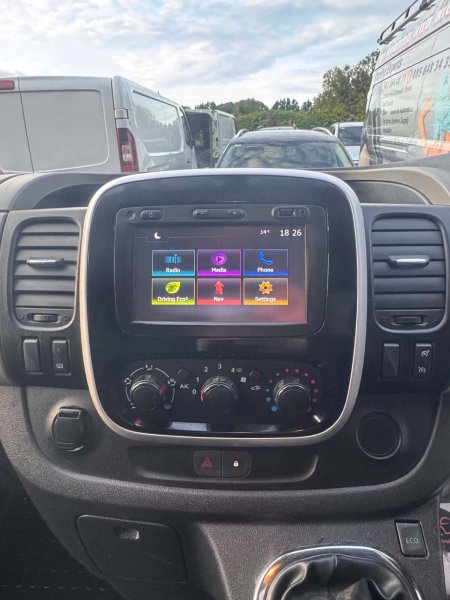 2018 Renault Trafic - photo 18