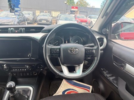 2025 Toyota Hilux - photo 9