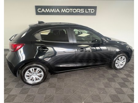 2018 Mazda Demio - photo 2
