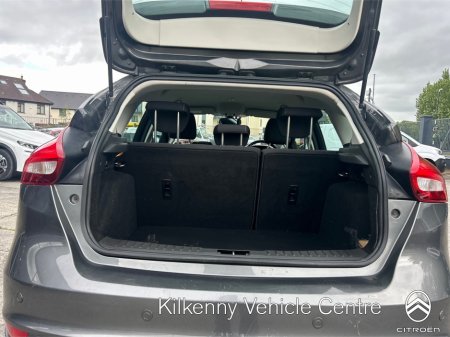 2016 Ford Focus - photo 20
