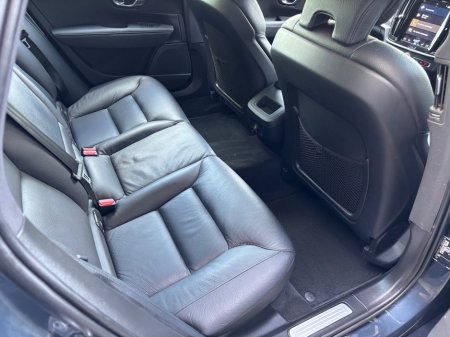 2020 Volvo V90 - photo 10