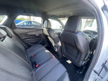 2017 Peugeot 3008 - photo 10