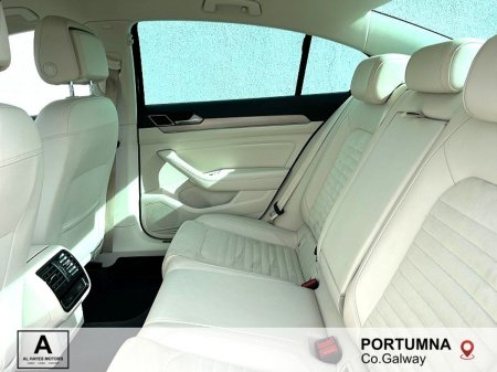 2019 Volkswagen Passat - photo 6