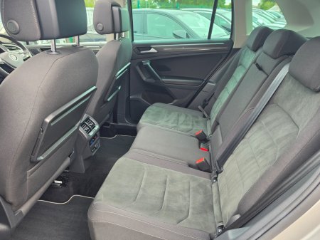 2020 Volkswagen Tiguan - photo 20