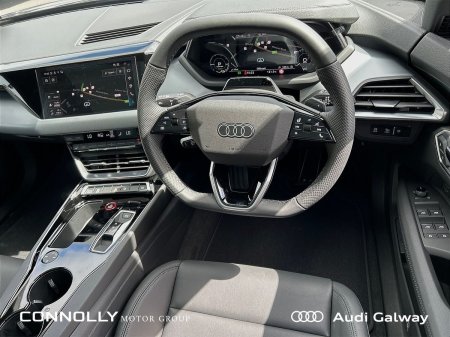 2027 Audi e-tron GT quattro - photo 10
