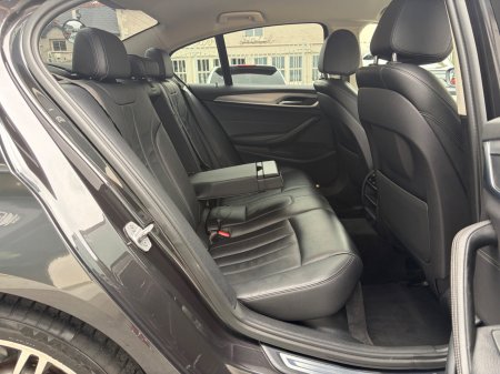 2017 BMW 5-Series - photo 13