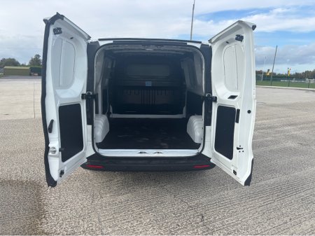 2027 Maxus DELIVER 7 - photo 11