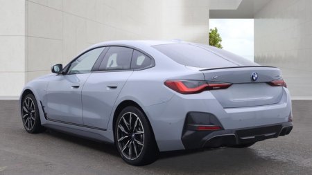 2023 BMW i4 - photo 2