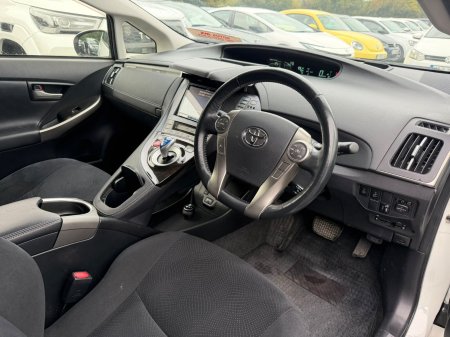 2013 Toyota Prius - photo 14