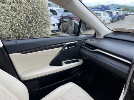 2022 Lexus RX450H - photo 17