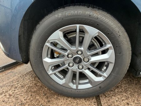 2023 Ford Focus - photo 3