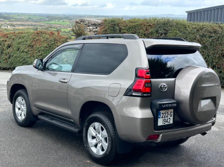 2022 Toyota Land Cruiser - photo 3
