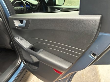 2022 Ford Kuga - photo 18