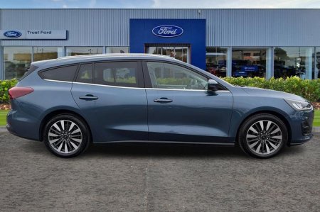 2023 Ford Focus - photo 3