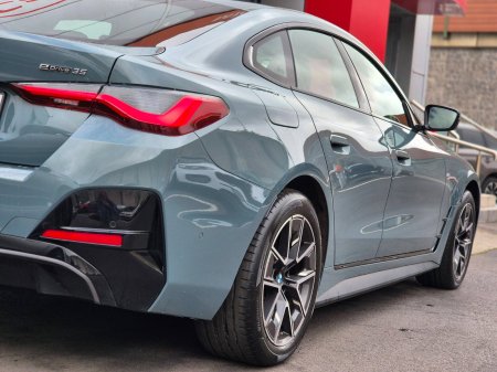 2025 BMW i4 - photo 10